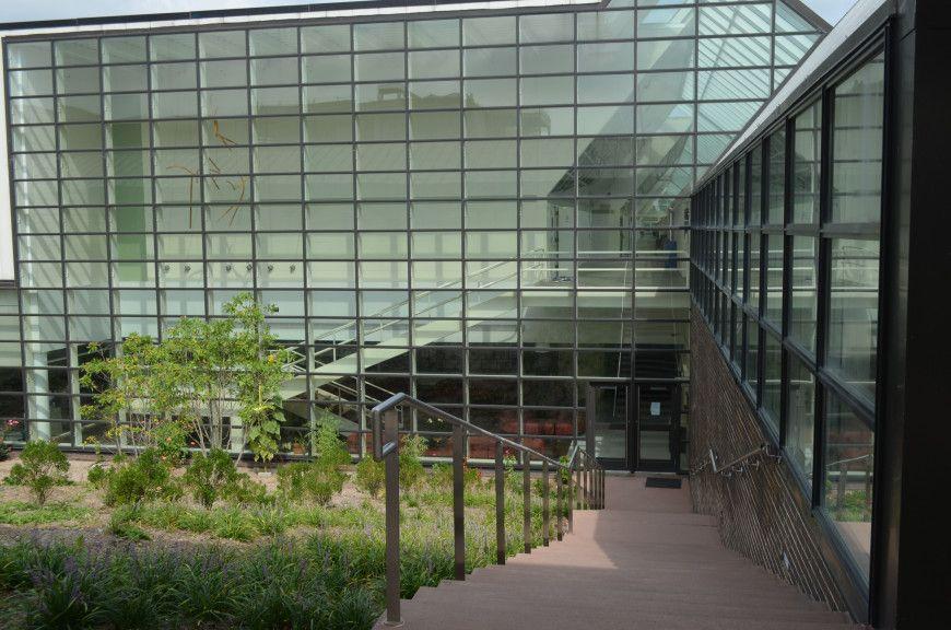 SUNY Purchase Studios: Master classes will be taking place in the award-winning Purchase Dance building, situated across from the theatre complex.
