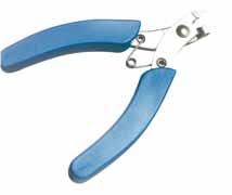 Flat blades nippers to cut the excess conductors after CCS Easy Crimp free jacks crimping.