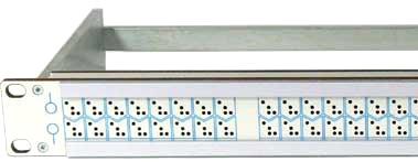 ASF 1x32 AV 3/1 SA Blueline 673.113.900.01 for connector modules or 3-pole connectors incl. 32 normalling plugs, white incl.
