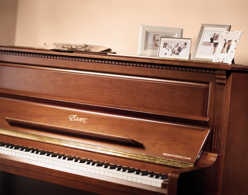 THE UPRIGHT PIANO BRINGING JOY TO LIVING SPACES When there is a pianist in the household, everyone s lives are enriched.