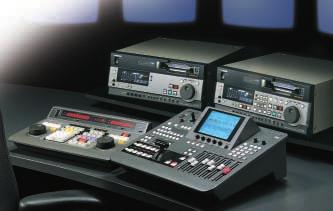 S Y S T E M A P P L I C A T I O N S Simple Editing with Two VTRs For automatic editing, the AJ-SD955A's edit control panel can be used to control an AJ-SD930 AJ-SD955A AJ-SD930 (or other
