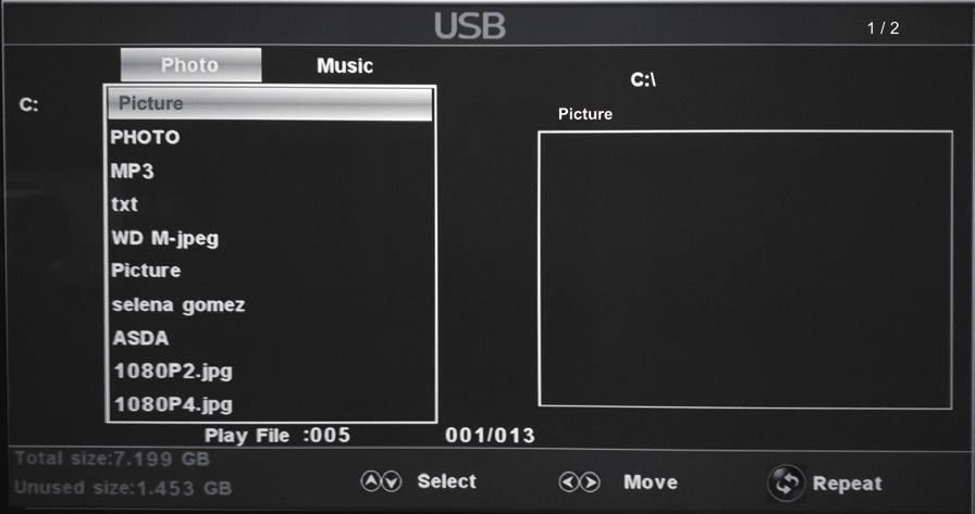 USB MULTIMEDIA Viewing Photos Press the SOURCE button on the main unit or on the remote control, then select the USB mode and then