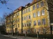 I go to first primary school Celje. At school, I start at 08.00 o'clock or at 07.10.
