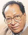 कम#$र (1932-2007) The career of the writer and novelist Kamleshwar began immediately after Independence; he produced a truly impressive array of novels, short stories, and writing in other genres.