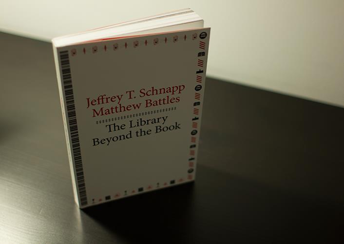 Jeffrey T. Schnapp and Matthew Battles, The Library Beyond the Book. Cambridge and London: Harvard University Press, 2014.