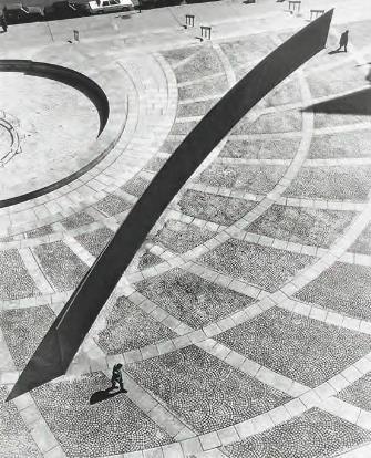 Richard Serra, Tilted Arc, 1981