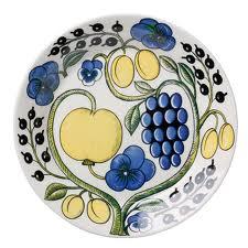 Until now this series is one of Finland s most loved tableware patterns.