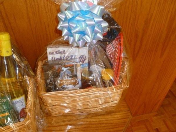 gifts baskets that the Thunderbirds of