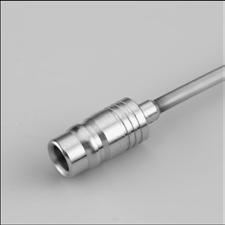 PLUGS AND JACKS RIGHT ANGLE PLUG, SOLDER TYPE, FOR SEMI-RIGID CABLES Cable group Captured center contact Assembly